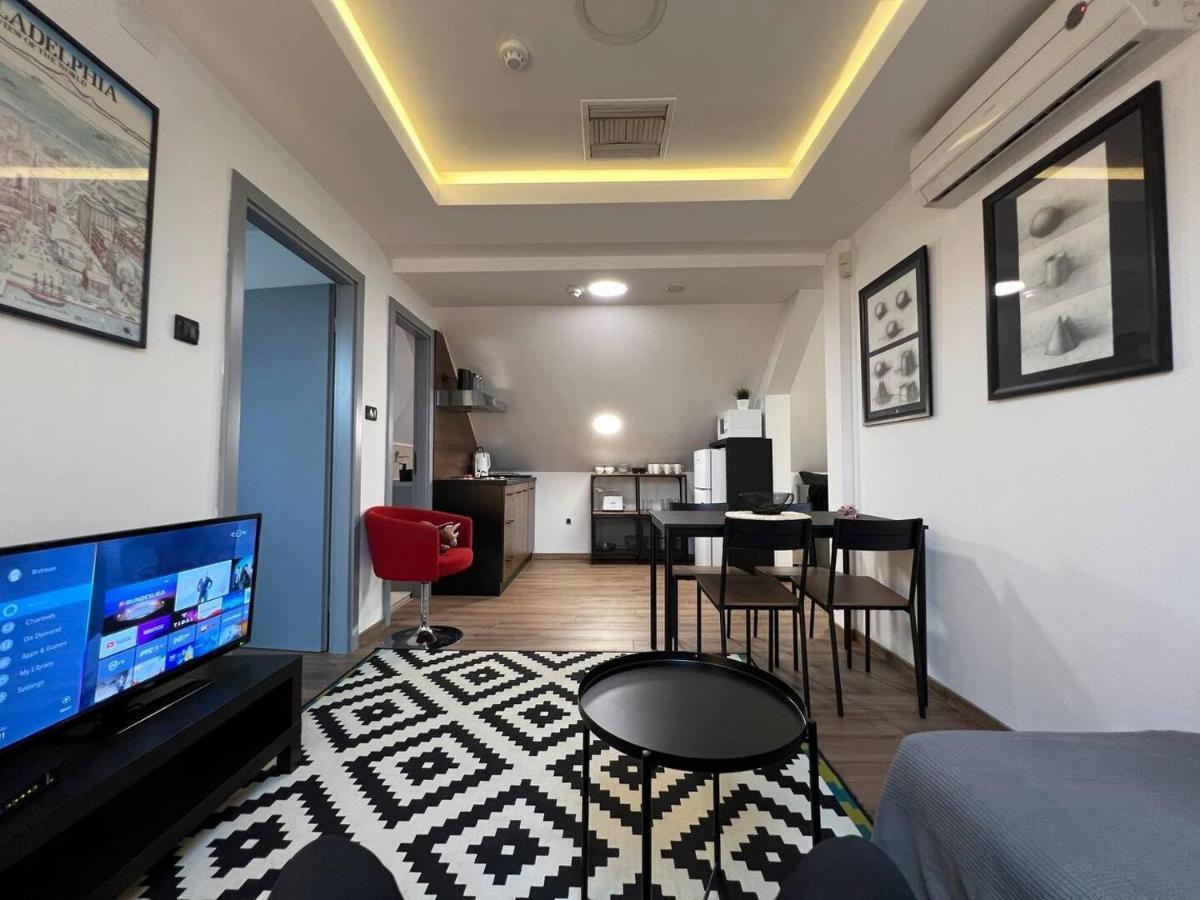 Main Square Apartment Belgrado Esterno foto