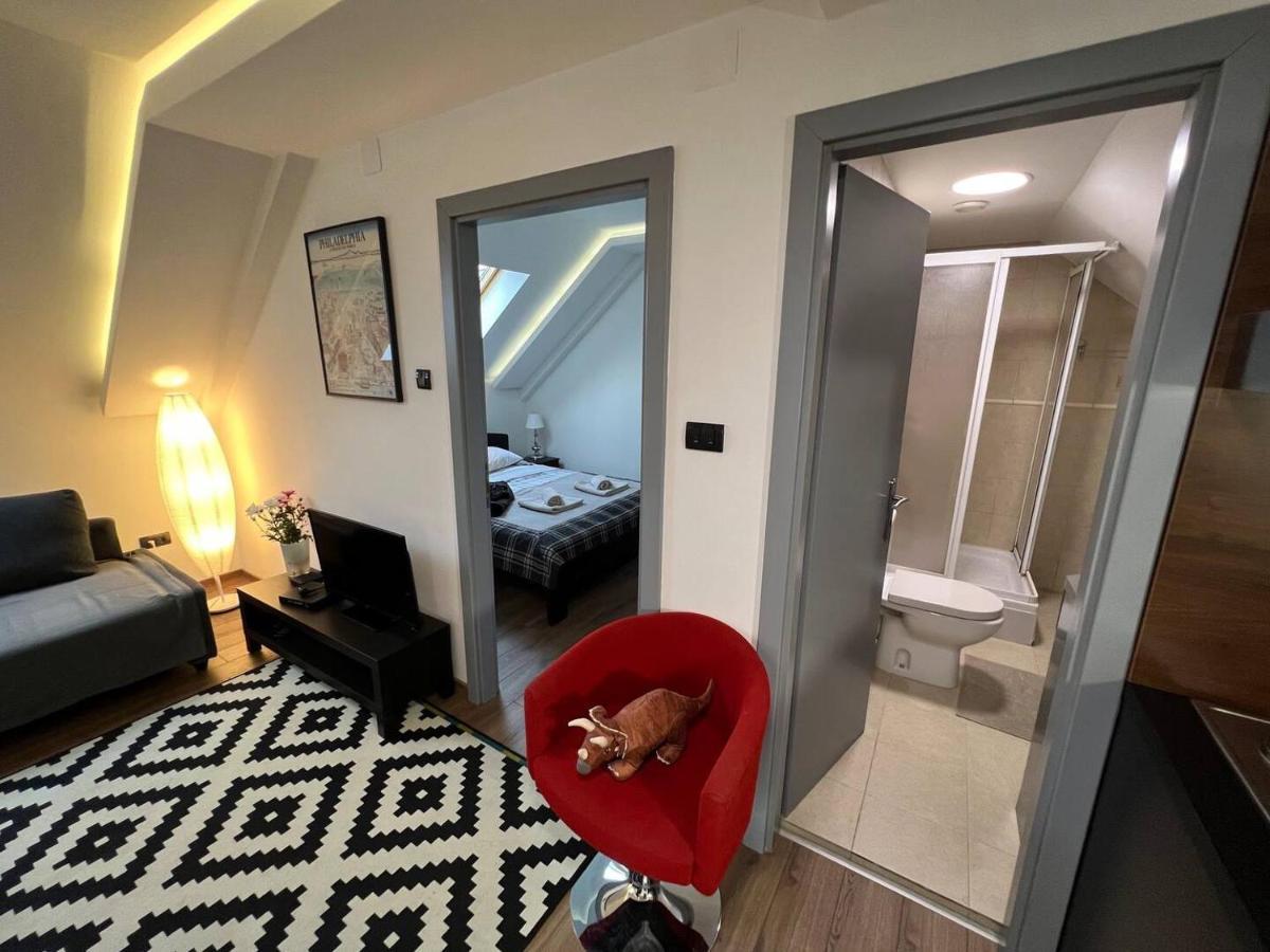 Main Square Apartment Belgrado Esterno foto